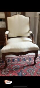 Refection de fauteuil Louis XV a Neuilly-sur-Seine
